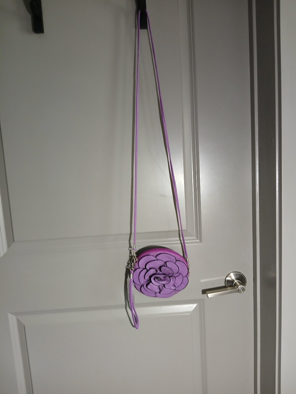 ●FINAL SALE●  Purple Floral Crossbody Bag - Women's Flower Accent Purse NWT - Picture 2 of 10